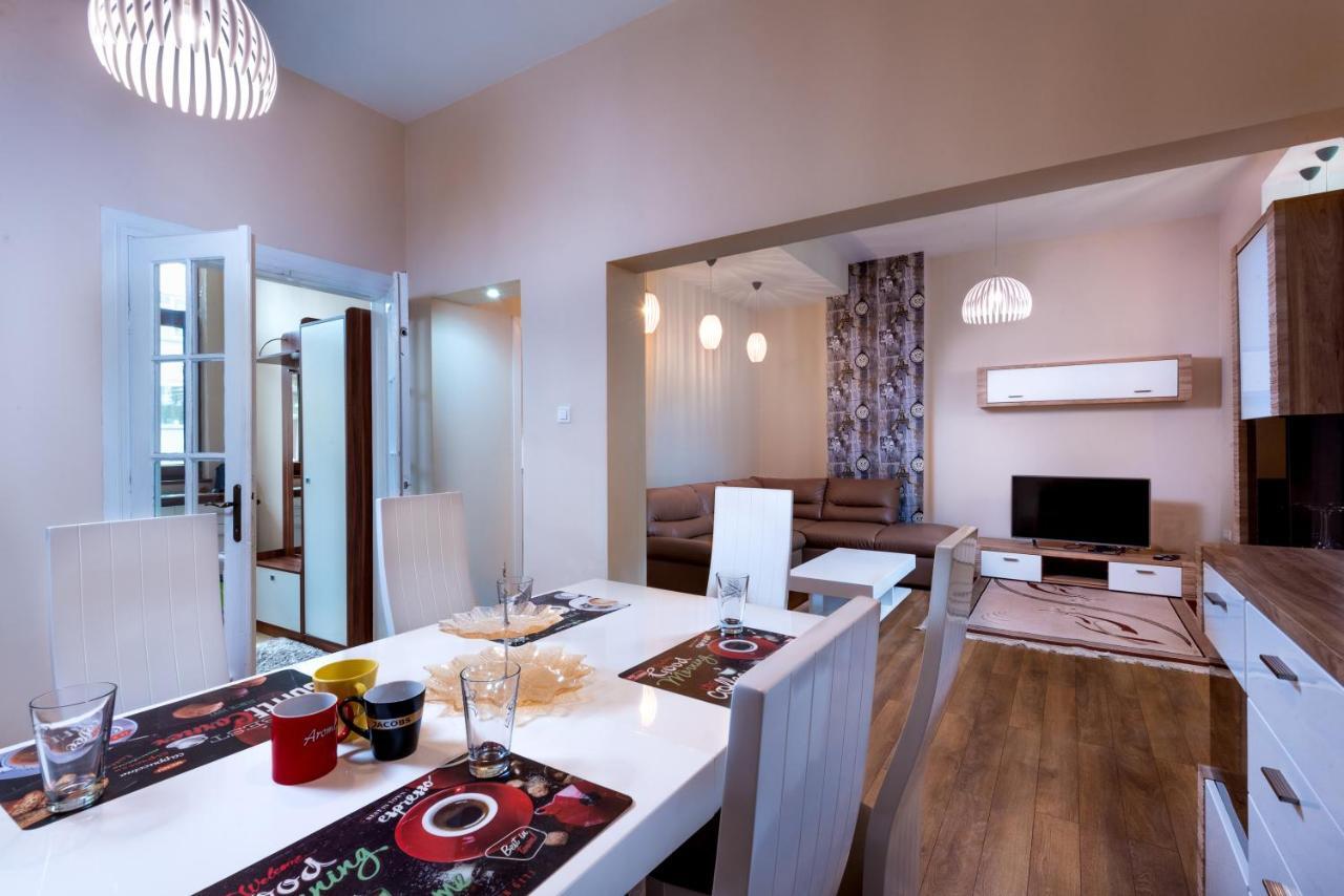 בורגאס Family Apartment - Comfort In The Center מראה חיצוני תמונה